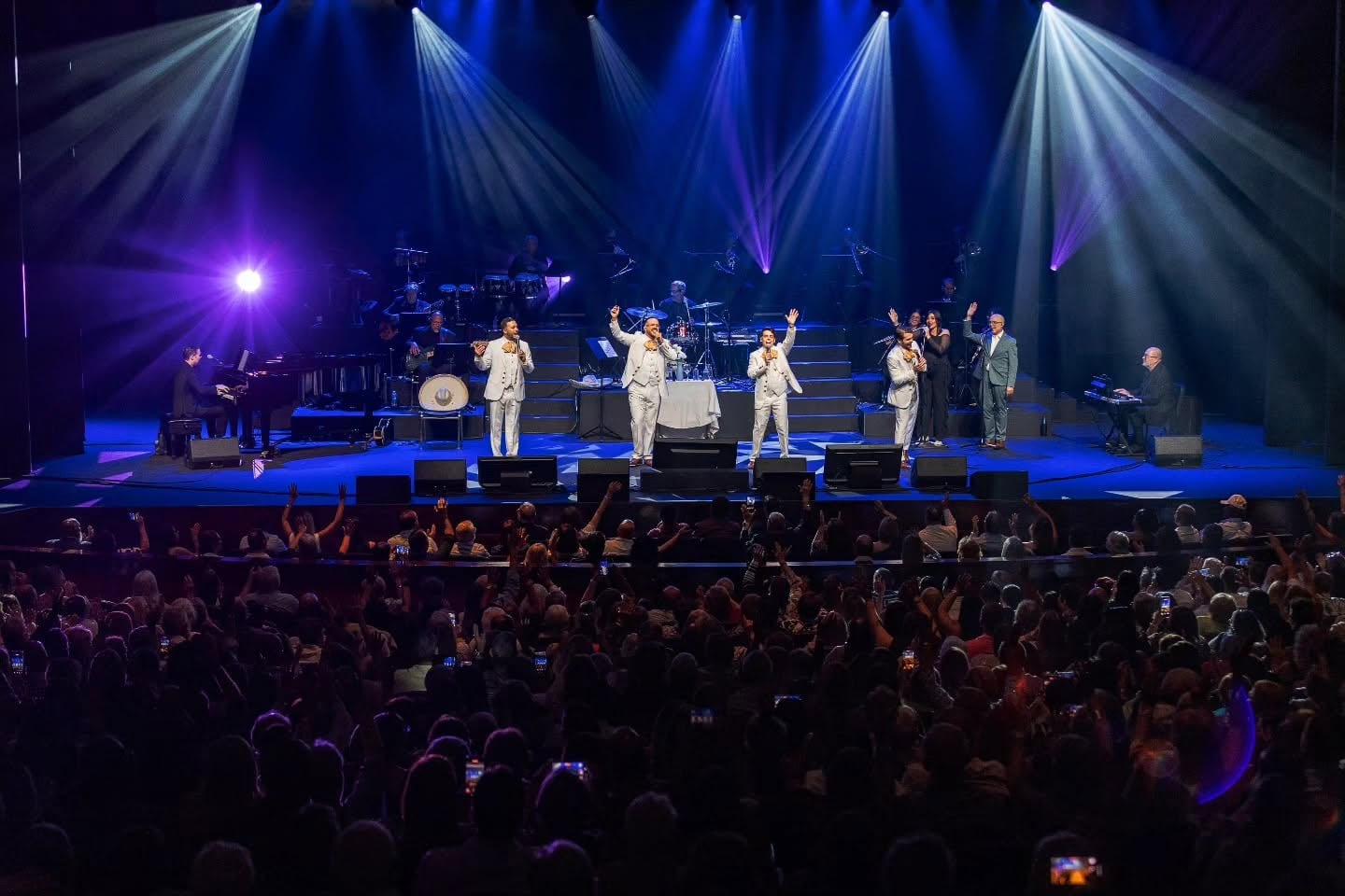 Caribbean Tenors ante la sala llena del Centro de Bellas Artes de San Juan, agosto de 2026. Foto: Javier del Valle
